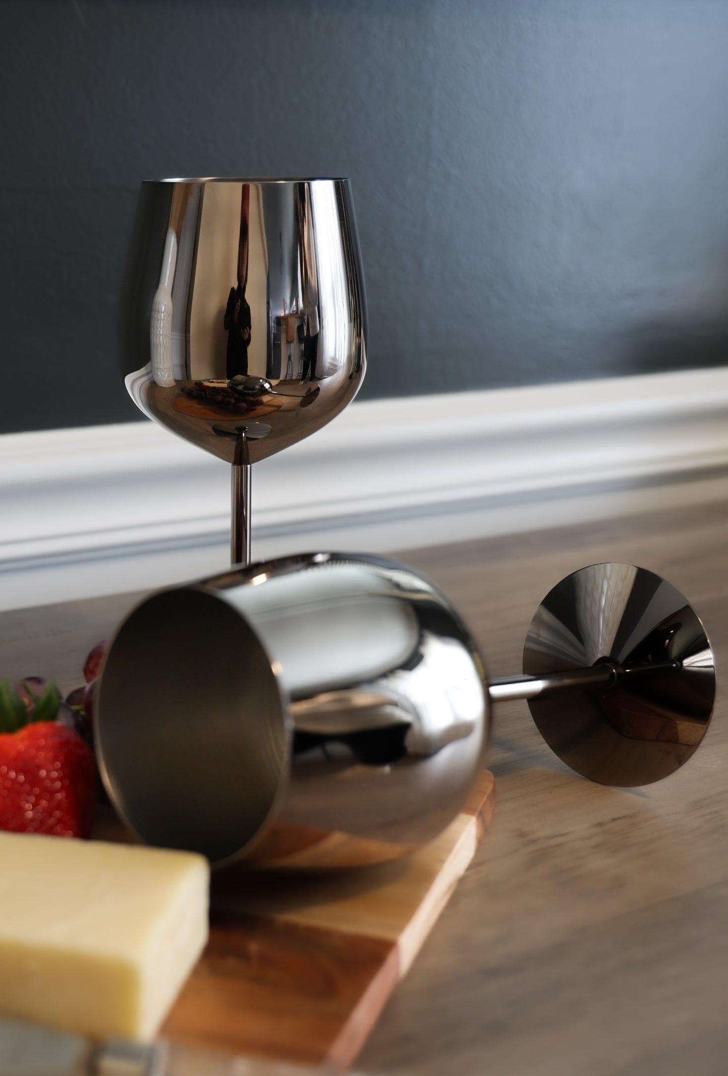 Black Stainless Steel Wine Goblet (Set of 2)